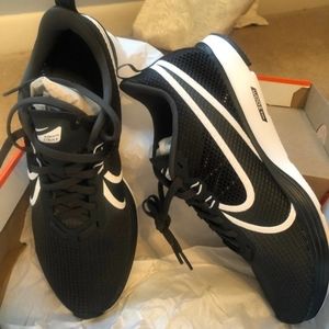 NIKE AIR ZOOM STRIKE 2 new